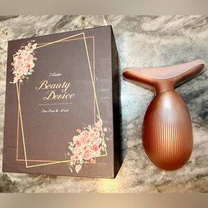 Red light therapy face and neck massager light therapy